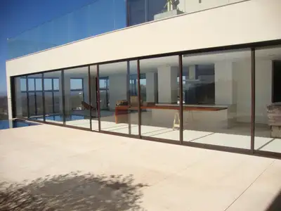 Residência no Condomínio Riviera - 2