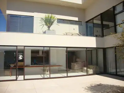 Residência no Condomínio Riviera - 3